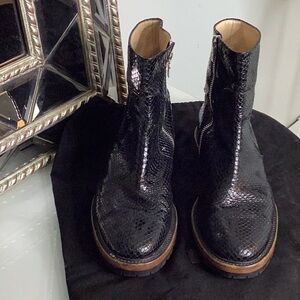 Vintage women’s Dries Van Noten ankle boots